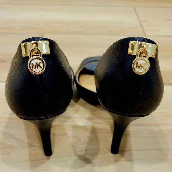 Michael Kors Hamilton Open Toe Flex Leather Black Pumps - Picture 4 of 5